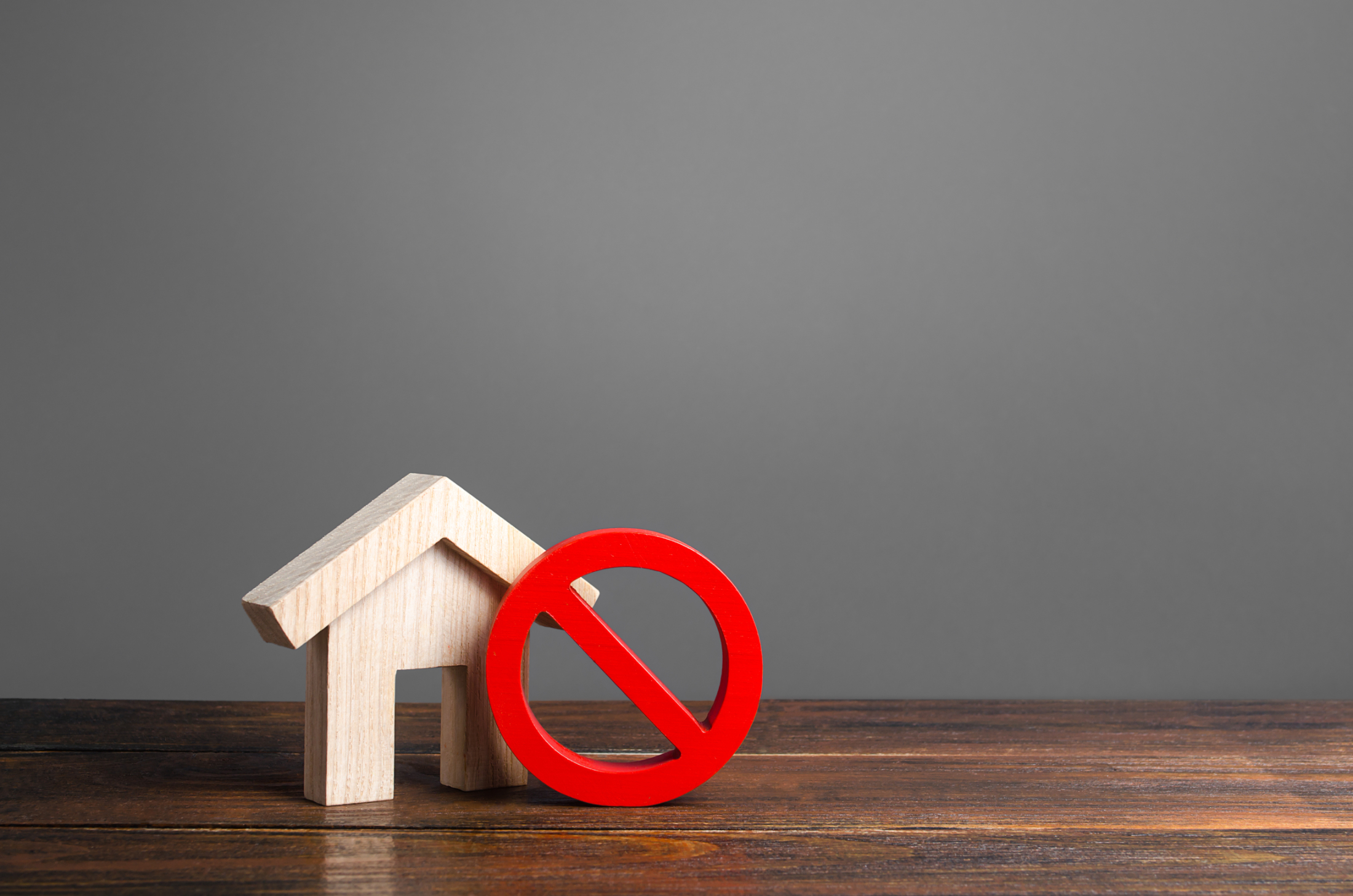 5 Common Home Selling Mistakes to Avoid in Fraser Valley (And What to Do Instead)